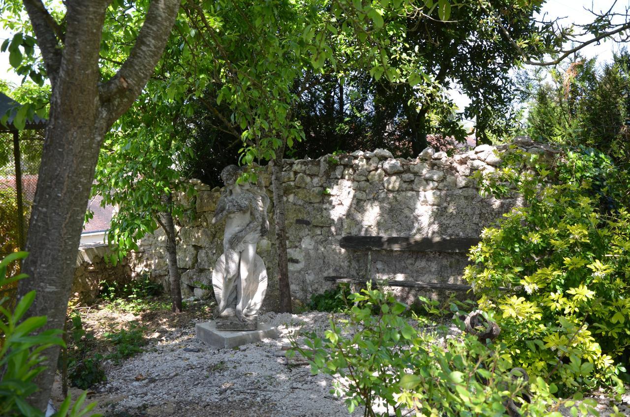 Le Clos Mademoiselle Loches Exterior photo